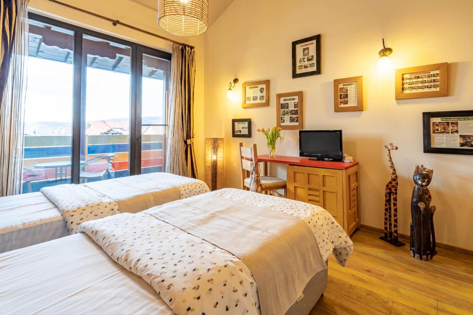 Hotel Casa Art Oreshak  Luaran gambar